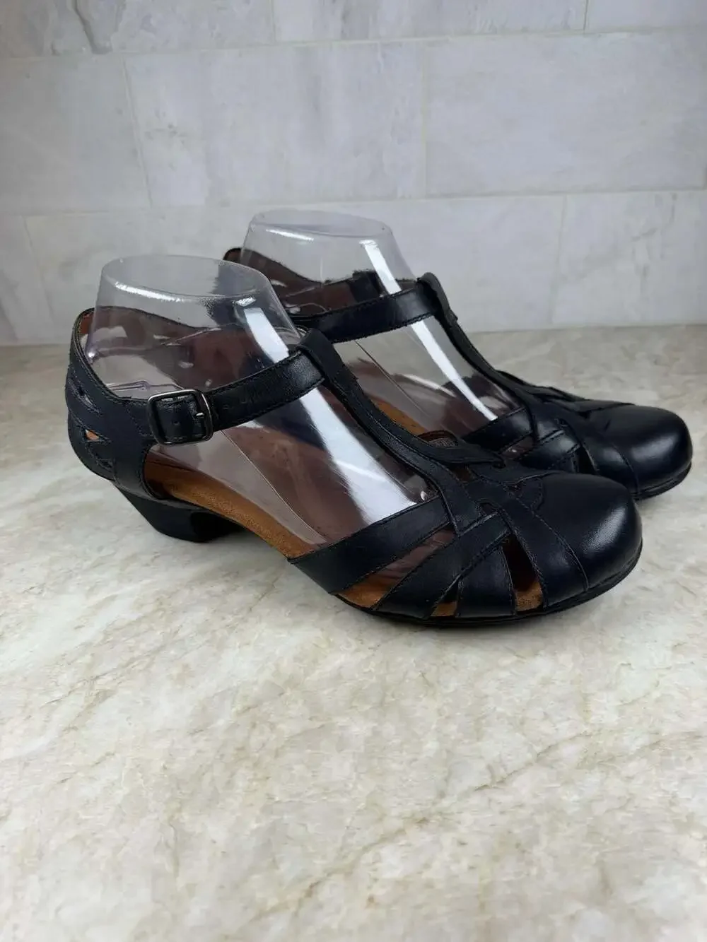 Cobb Hill Aubrey T-Strap Heels Womens 10 Black Leather Comfort Shoes